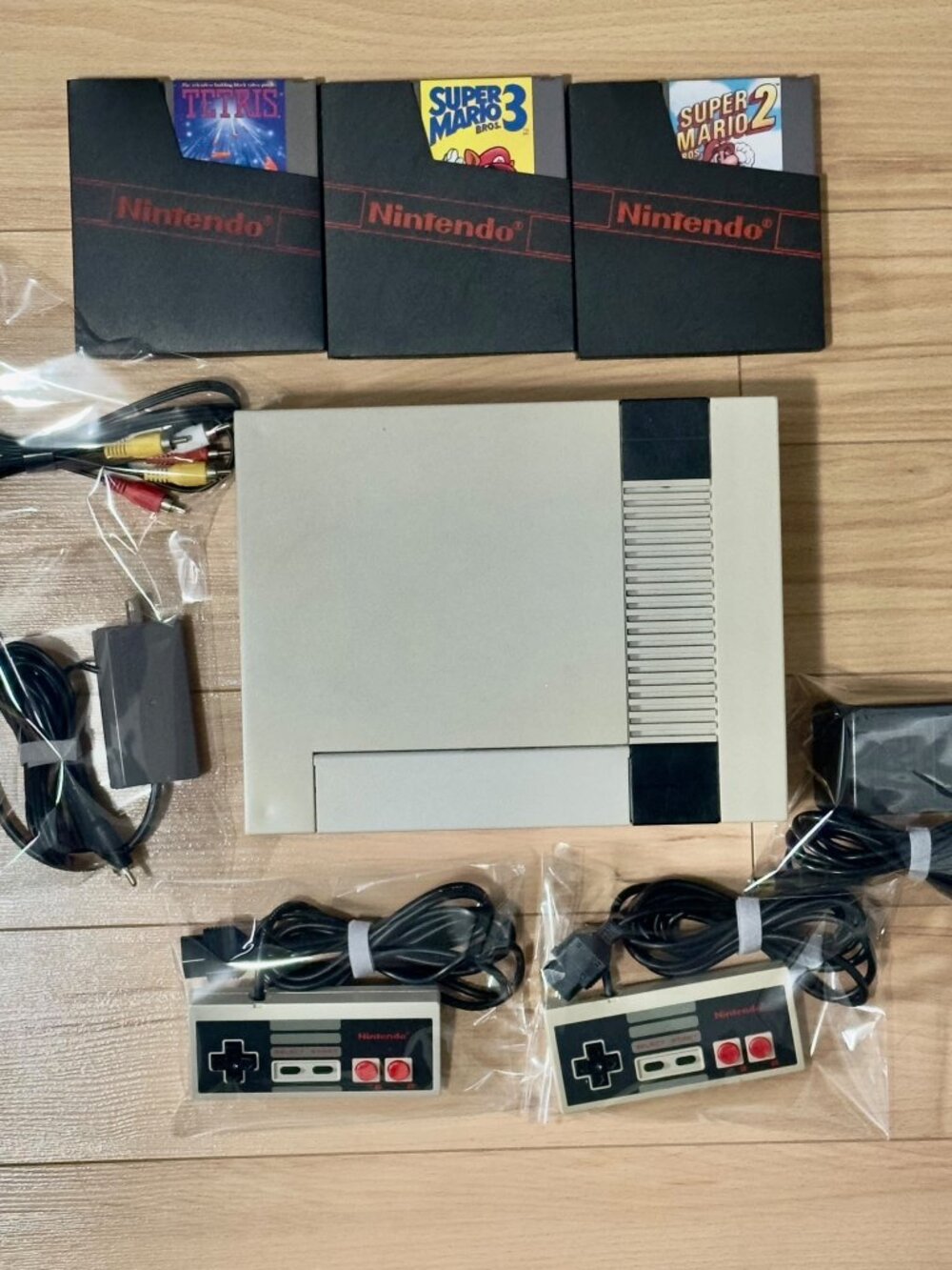 Nintendo NES Console Bundle w/ 2 Controllers + Top Games (Working Condition)